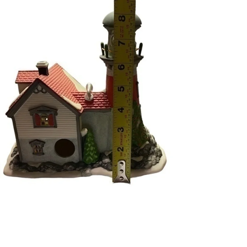 Department 56 New England Village Series Pigeonhead Lighthouse 1994